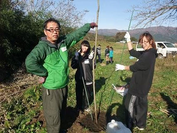 被災地支援ボランティアバスの様子